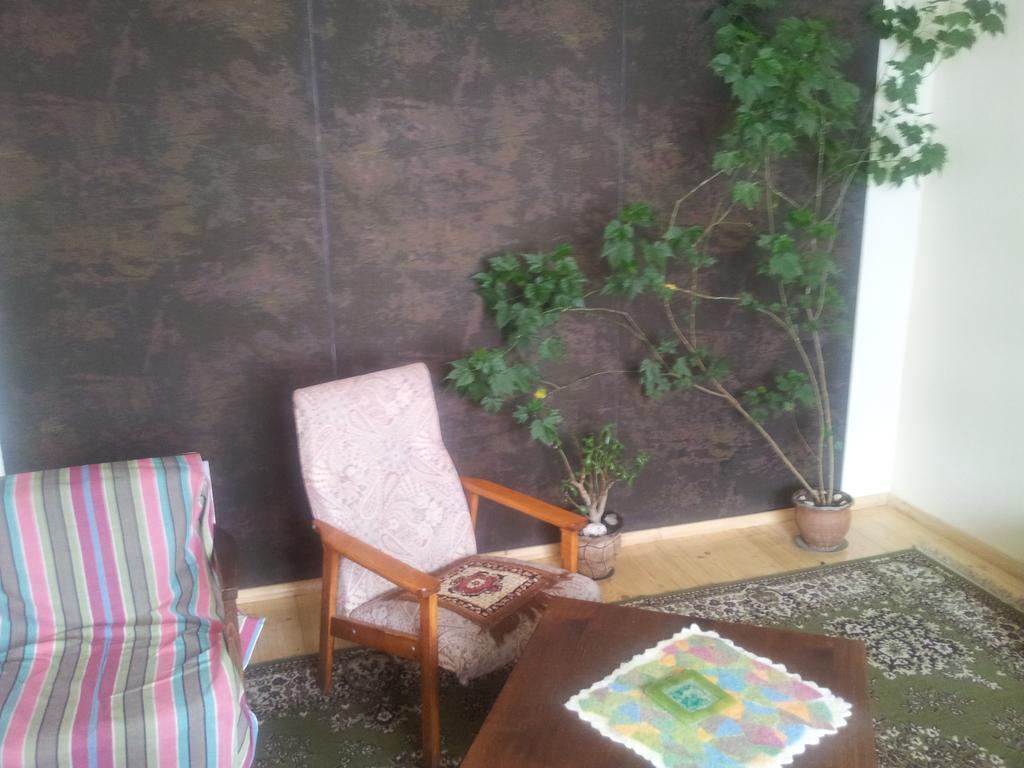 Red Stone Guest House Kazbegi Dış mekan fotoğraf