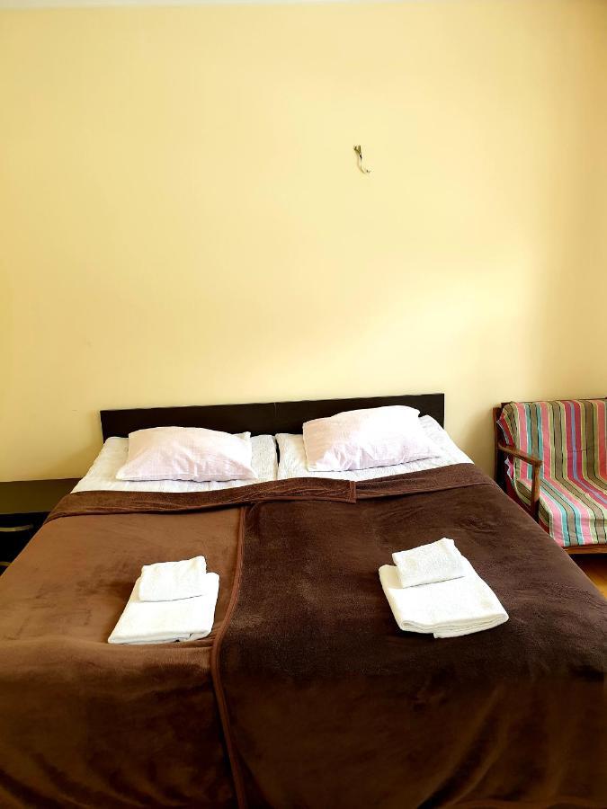 Red Stone Guest House Kazbegi Dış mekan fotoğraf