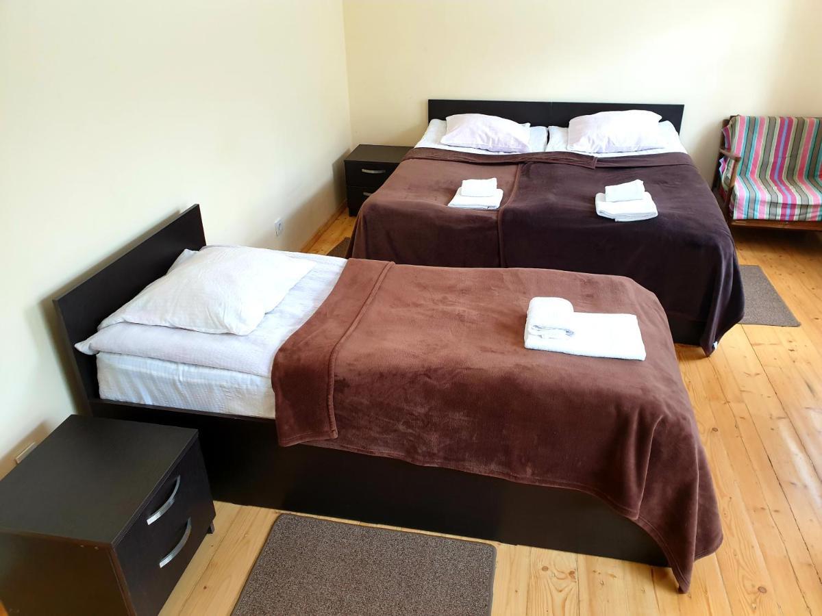 Red Stone Guest House Kazbegi Dış mekan fotoğraf